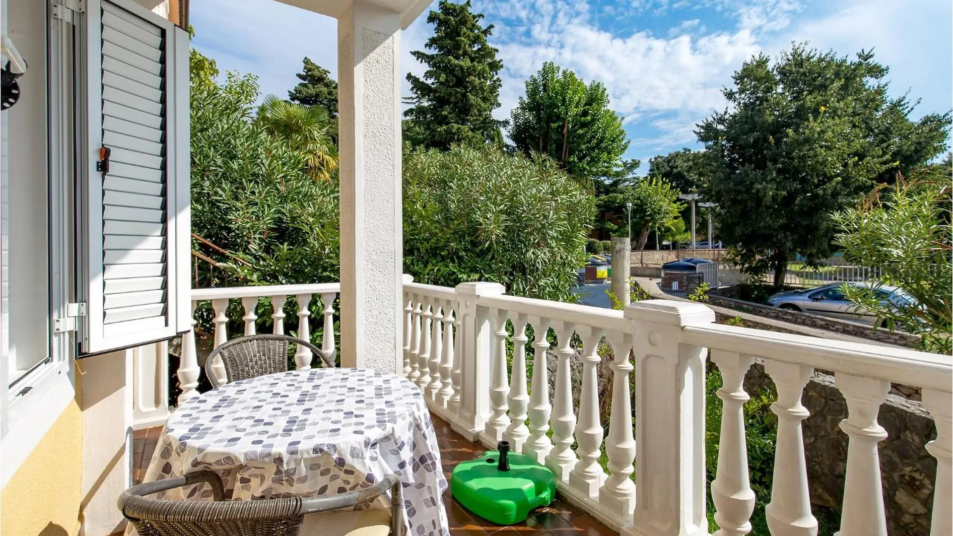 Beautiful Apartment In Omisalj With Kitchen 0*,  Croatia