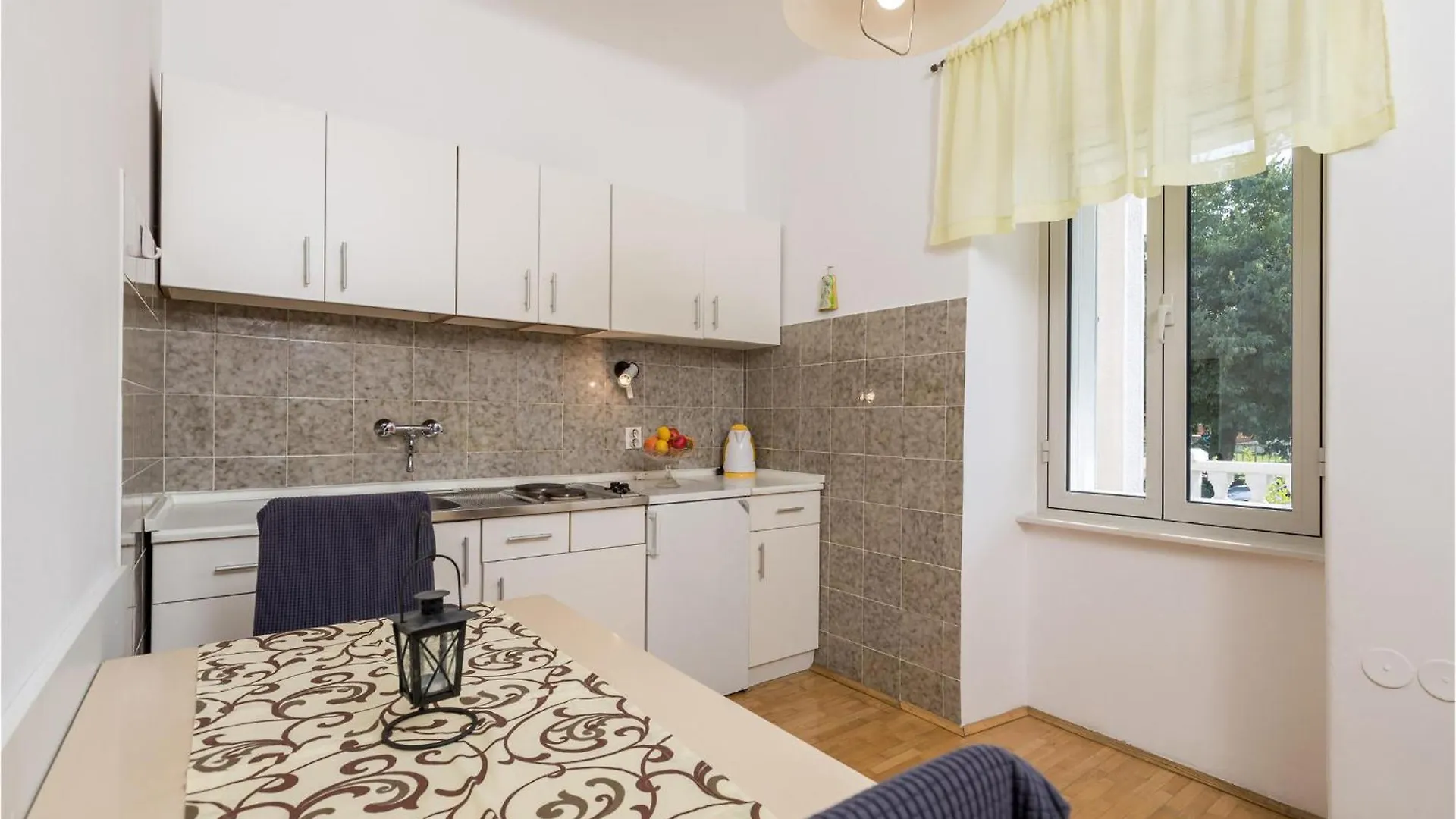 Beautiful Apartment In Omisalj With Kitchen Croatia