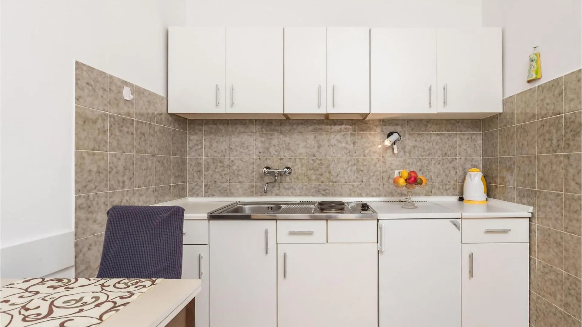 Beautiful Apartment In Omisalj With Kitchen