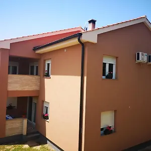  Apartman Manda